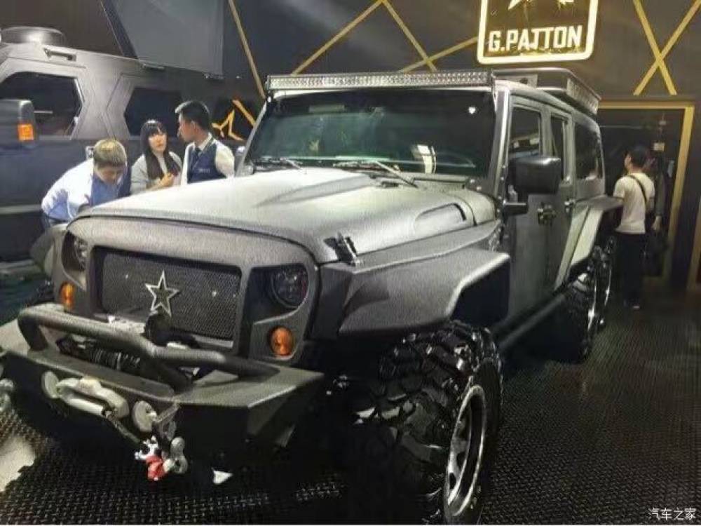 按分类 图片(5) 乔治巴顿-战斧 6x6 经销商报价240万起