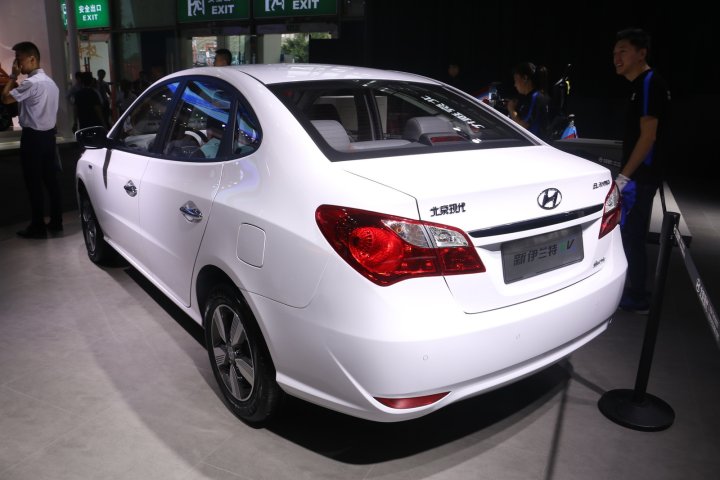 广州开四限四实行,北京现代新伊兰特EV来得正