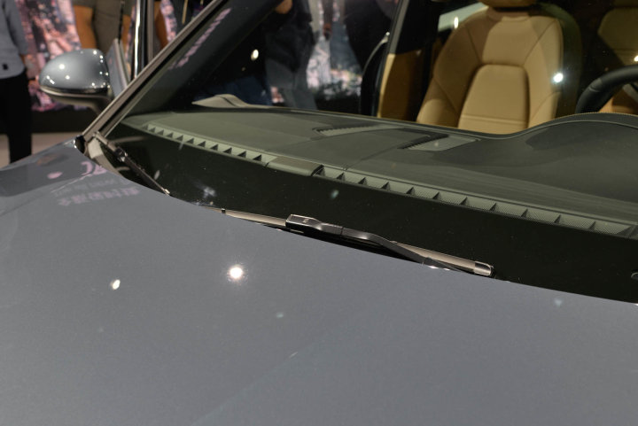 豪华SUV跑车 新款保时捷卡宴与老款对比