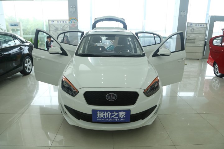 查干湖畅享冰雪漂移一汽奔腾欧朗尽显激爽风范