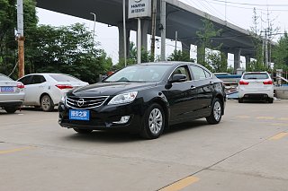海马M8