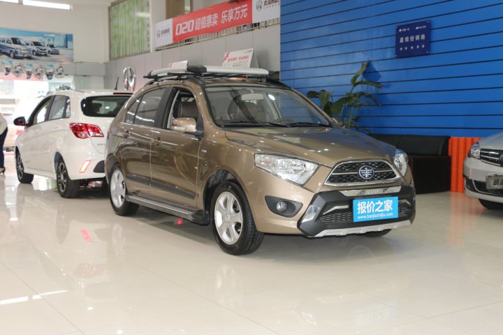 迷你suv夏利n7精彩上市 售价4.59万元起