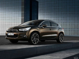 DS 4
