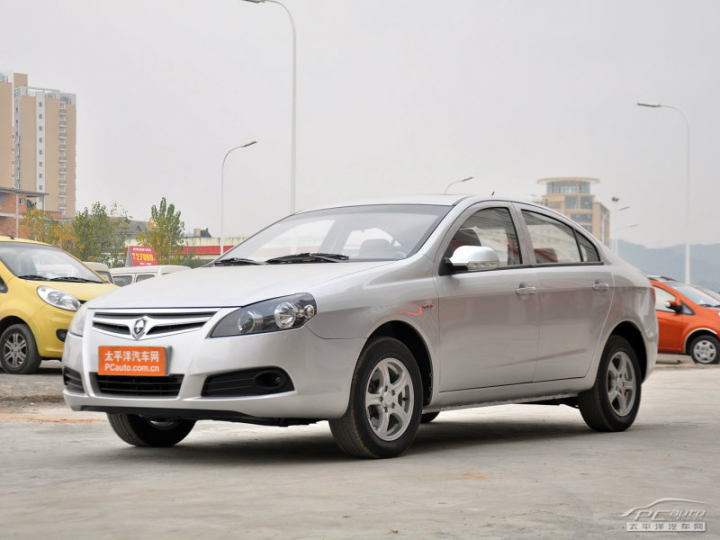 长安CX30 2011款 三厢 1.6L 手动舒适型