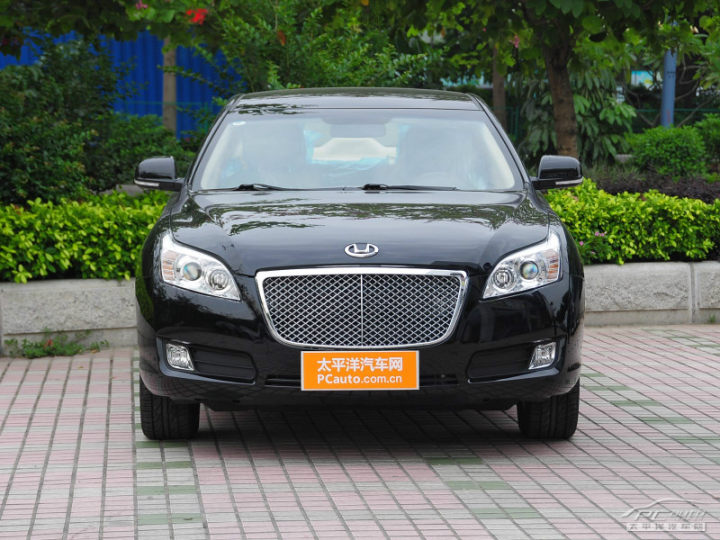 华泰b11上市 两款发动机售价11.97万元起