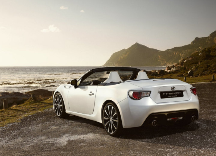 丰田双门跑车ft-86亮相北京车展