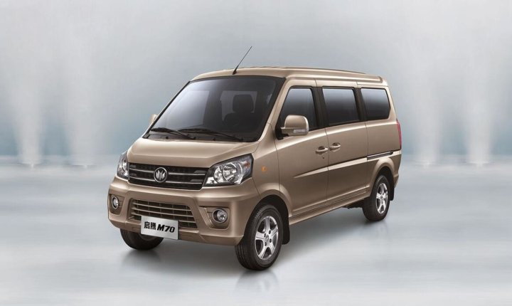 福汽启腾全国首家新建标准4s店青岛开业