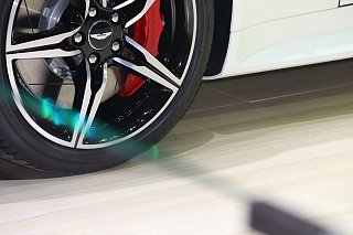 V8 Vantage其他