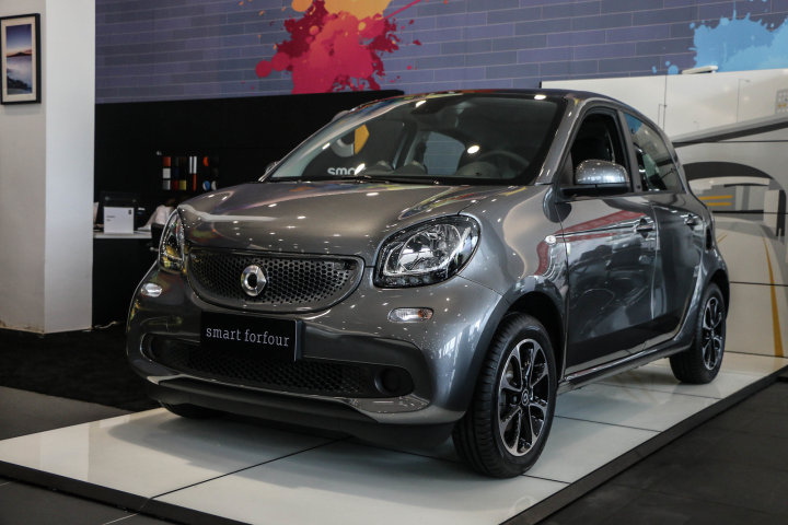 smart forfour广州车展发布 四门smart