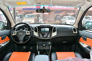 2.8T N1S柴油四驱至尊版JE493ZLQ4CB