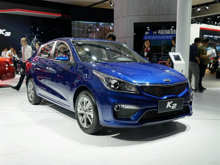 2012款 东风悦达起亚k2两厢