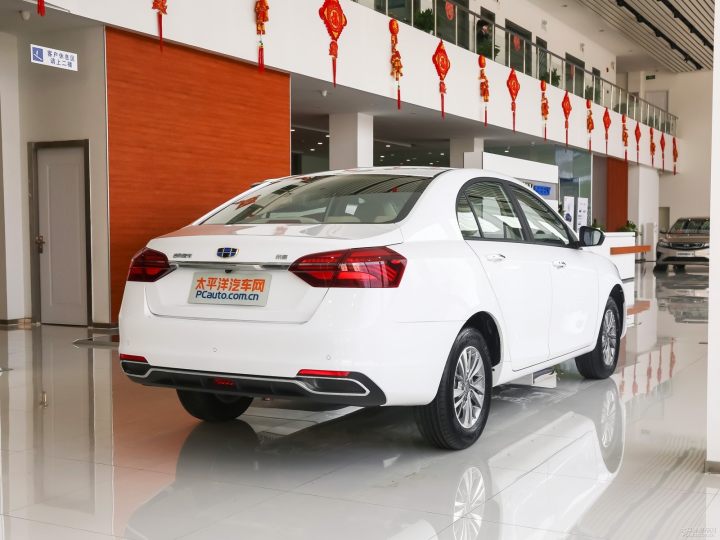 吉利b级车帝豪ec718正式下线 售价约8-12万元