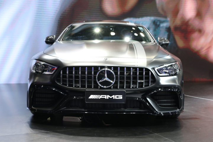 梅赛德斯-amg全新gt r!年内亮相/大尾翼更吸睛