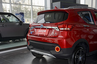 【其他颜色EC220 精英版EC系列细节汽车图片