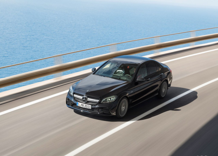 将替代c43车型 疑似amg c53海外谍照曝光