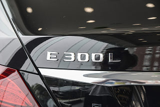 改款 E 300 L 运动时尚型