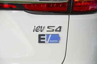 江淮iEVS4