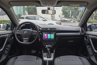 雪铁龙C3L中控