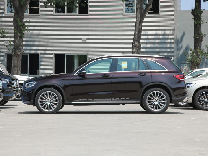 glc300l4matic图图片