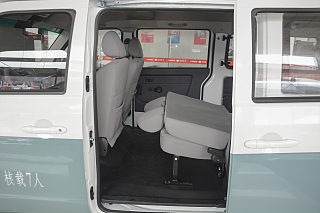 1.5L 舒适型中央空调版客车国VI SWC15M