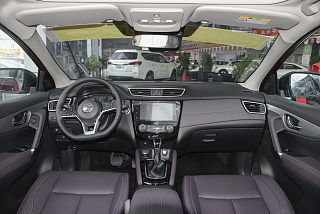 干驾vv5大战逍客探歌小姐姐说颜值很重要但更重要的是