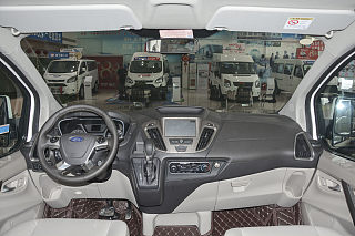 2.0T 自动精睿版 国VI