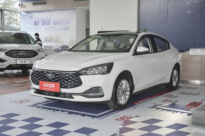 福克斯 2022款 两厢 EcoBoost 180 自动ST Line
