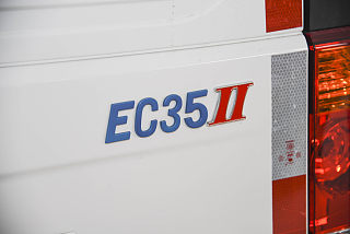 瑞驰新能源EC35