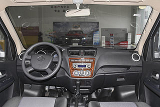 1.5L标准型国VI 厢货5座DAM15KR