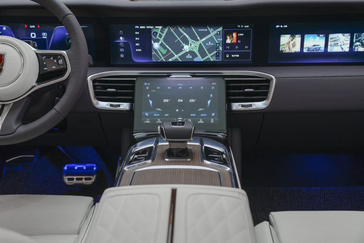 级别:全尺寸suv车身结构:suv厂商:红旗车款详情红旗hq9红旗ls7红旗hs7