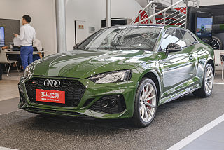 奥迪RS 5 2022款 RS 5 2.9T Coupe 暗金版