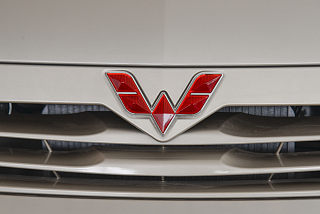 1.2L基本型封窗车5座LSI