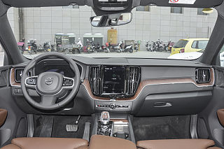 沃尔沃XC60中控