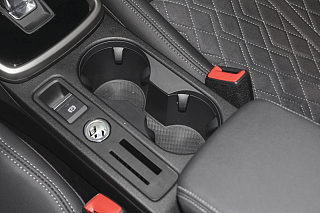 【探戈红a3l limousine 35 tfsi 豪华运动型奥迪a3中控汽车图片_高清