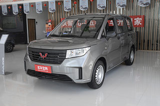 五菱宏光PLUS外观