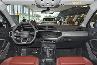 奥迪Q3 Sportback中控
