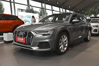 奥迪A6(进口) 2023款 Avant 先锋派 45 TFSI 臻选动感型