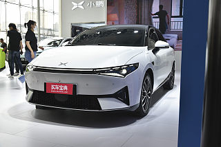 小鹏P5外观