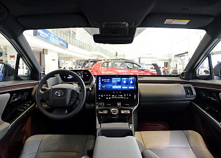 广汽丰田bZ4X中控