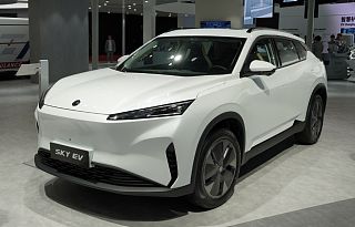 SKY EV01