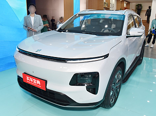 捷途山海L7外观